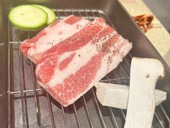 -蚂蚁洞·烤肉大营地(上海静安大悦城店)
