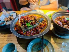 家烧鱼头-青年公社烤鸭(青年路店)