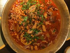 -张翻越·川渝冒菜·武汉黑鸭煲(城北万象城店)