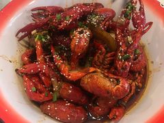 -张大师鸭爪爪特色干锅(南湖店)