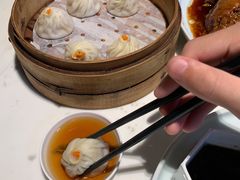 蟹粉小笼包-绿波廊(豫园店)