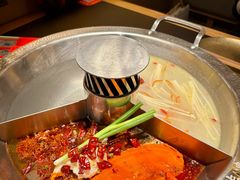 -晓宇重庆火锅(西安荟聚店)