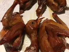 招牌烤乳鸽-石岐佬中山菜馆(张溪店)