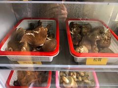 -菌海森林·非遗野生菌火锅(西山区滇池路摩根道店)