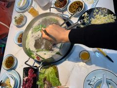 -刘少华贵州小黄牛·鲜牛肉火锅(总店)