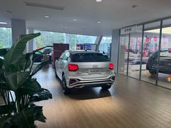 -上海永达奥诚奥迪4S店(申江路店)