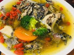 乌骨鸡汤-隐食餐厅(金水湾公馆店)