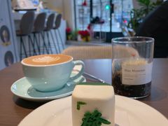 -Fridi Patisserie Cafe