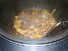 -挂旗柴锅鸡(蚌山区嘉年华店)