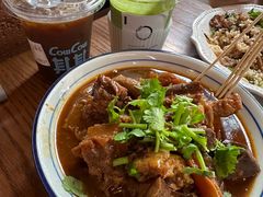 -CowCow其其·牛杂咖啡公司(六运店)