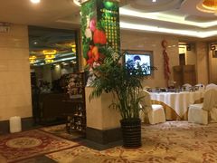 -顺峰海鲜酒楼(省府店)