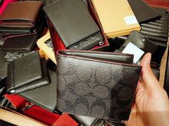 -COACH蔻驰(百联奥特莱斯店)