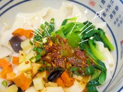 -陇上秦轩西安biangbiang面(朝龙汇店)