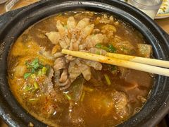 -三鞭一花·独一处·元英砂锅(海光寺店)