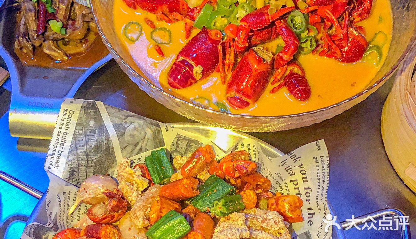 深圳吃喝玩乐·爱上这家酒馆的小龙虾美食