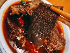 -炉小二铜锅牛蛙•川湘菜(三里屯店)