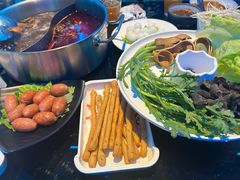 -唯爱KTV聚会餐厅(仙林东城汇店)