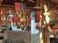 -鱼窝棚柴火铁锅炖(富山屯店)