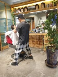 点击看大图 -MONE美发沙龙