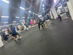 -FIGHTMAN格斗俱乐部(长宁临空店)