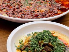 -有红鸡毛店·川菜(建设路店)