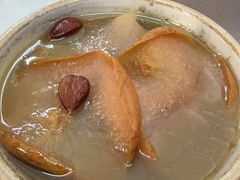 南北杏雪梨炖竹丝鸡凤爪-達揚原味燉品(文明路店)