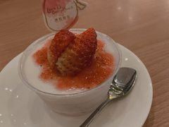 草莓意式奶冻-满记甜品(南京虹悦城三店)