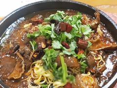 -包整·丝娃娃(一览甲秀楼风景店)