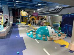 -欧酷世界动力星球(王府井奥莱UP TOWN店)