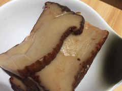 卤水杏鲍菇-轻蔬不用等·素食(江苏路店)