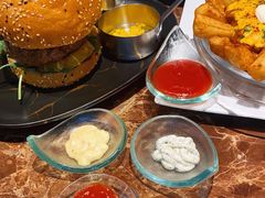 -Let'sBURGERplus·非常创意汉堡(三里屯店)