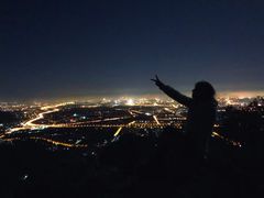 -鬼笑石后山停车场