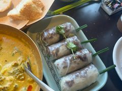 -大头虾越式风味餐厅(光明广场店)