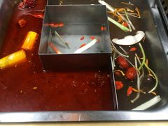 -东巴人鱼豆花火锅(幸福街店)