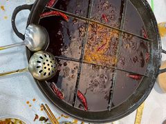 -正贰捌经重庆老火锅(建设路店)