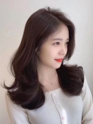 -变画·发型STUDIO