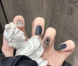 -悦指间美甲美睫