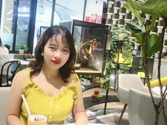 -théATRE茶聚场·餐厅(环球金融中心店)