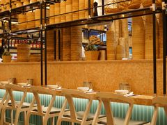 大堂-唐宫小聚(新港中心店)