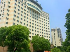 -山明水秀大饭店