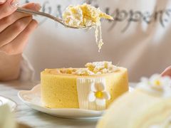 榴莲蛋糕卷-KK BAKERY烘焙