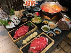 -湊湊火锅·茶憩(新中关购物中心店)