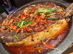 -鸣记脆皮烤鱼·海鲜烤鱼(三八广场店)