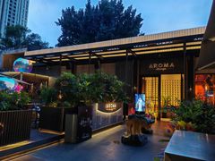 -洛缦音乐餐厅(工业展览馆万象城店)