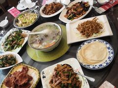 -洁神饭庄·海鲜·青岛菜·30年老字号(五四广场店)