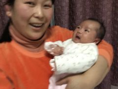-爱的果实月嫂育婴师(世纪东方店)