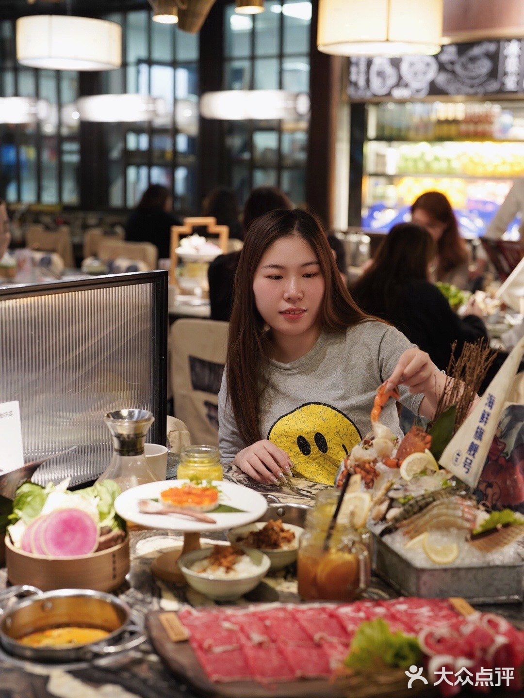 齐民市集里的海鲜小“聚”场🦀️59.9代100冲鸭‼️