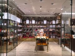 -VENCHI 闻绮(北京国贸商城店)