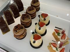 -诺嘉甜品(世贸店)