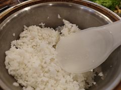 米饭-鲁朗纳麦石锅鸡庄园